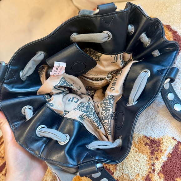 FOR SALE 💖🩶 2012 NWT Juicy Couture Scottie Daydreamer – Grey with Pink Crest - Picture 8 of 10